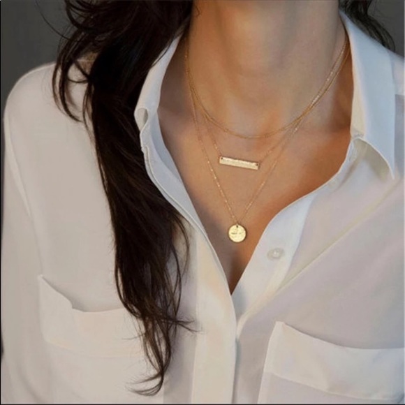 mam262 Jewelry - Gold Layered Bar and Disc Necklace